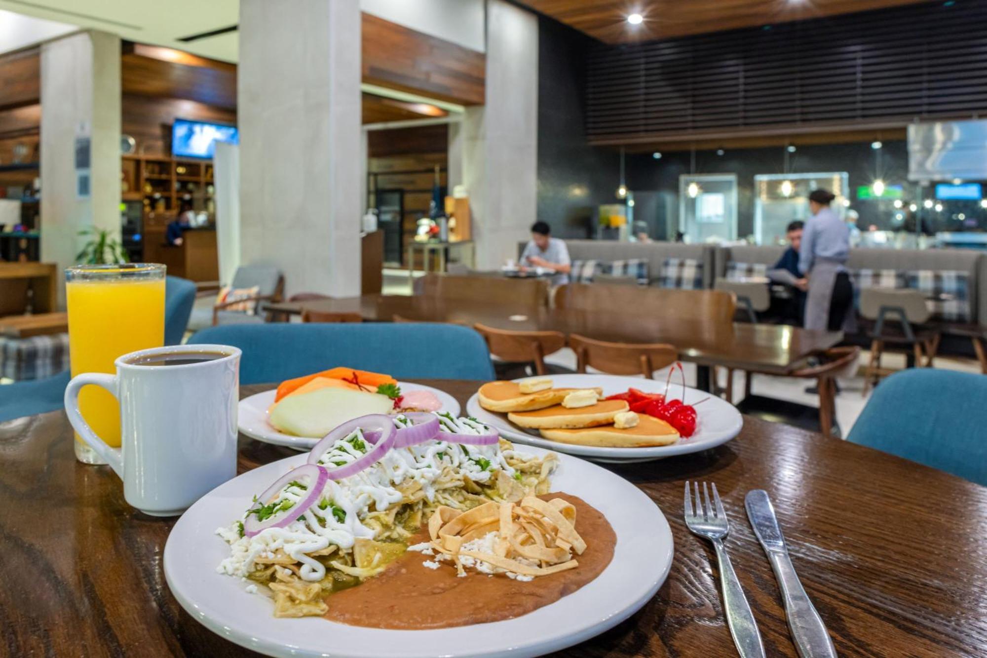 Four Points By Sheraton Monterrey Airport Apodaca Exterior foto